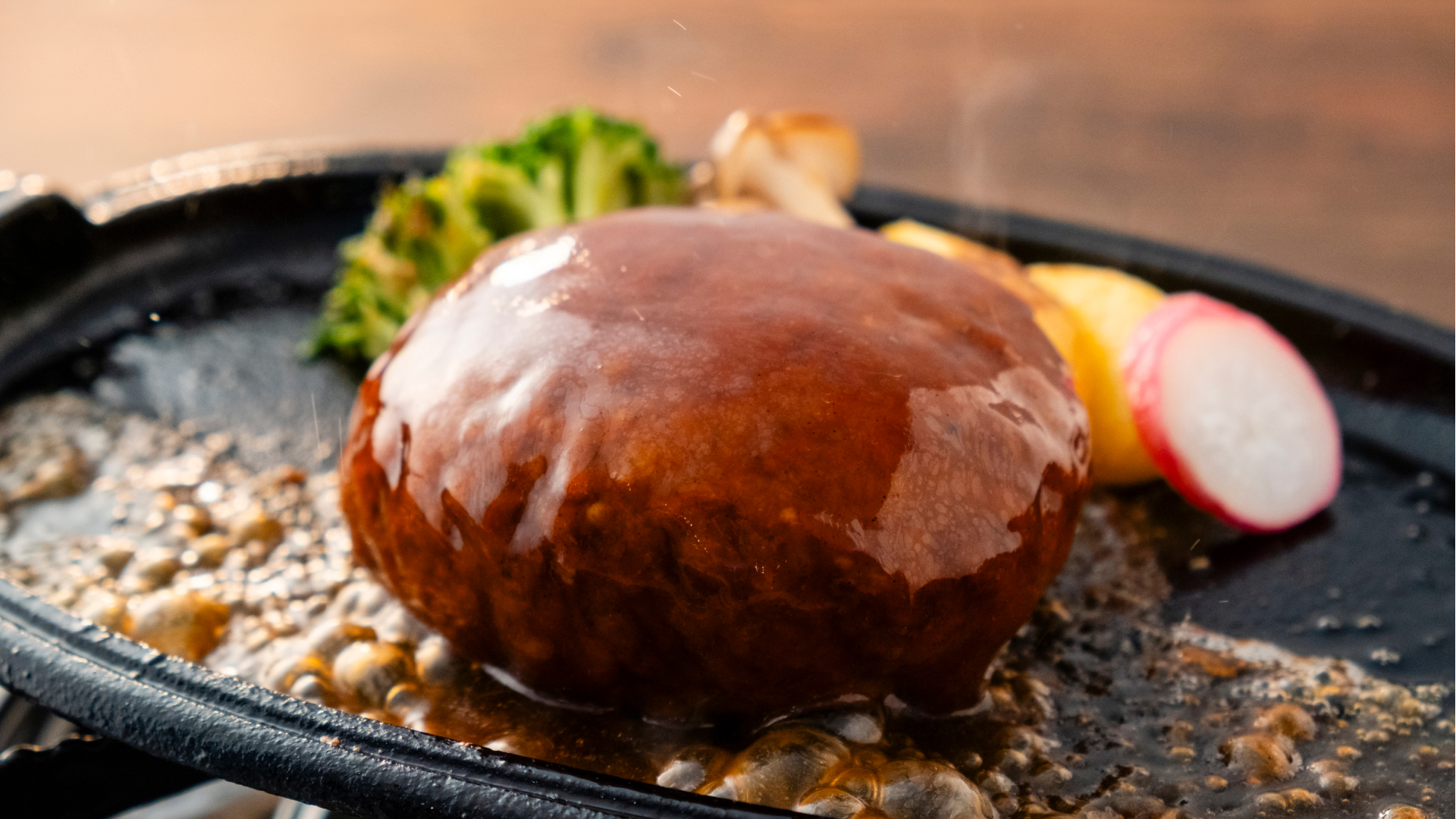 肉厚ハンバーグ