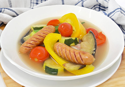 ウインナーと夏野菜のカラフルポトフ